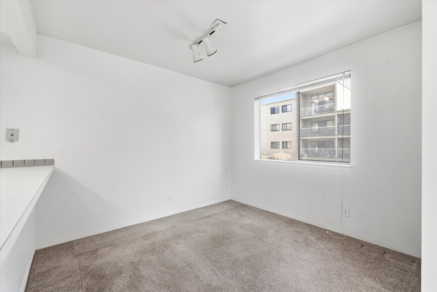 More Photos Of 8320 Lake City Way NE, Seattle Apartments For Sale