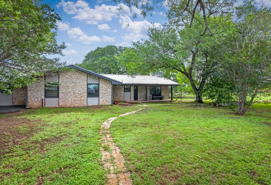 More Photos Of 425 Seawillow Rd, Lockhart Land For Sale