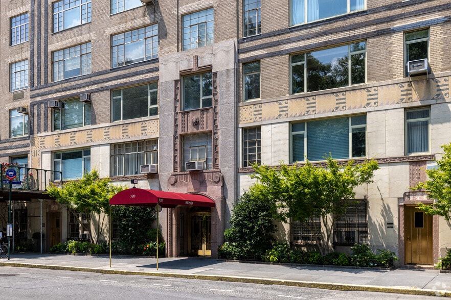 More Photos Of 320 Central Park W, New York Apartments For Lease
