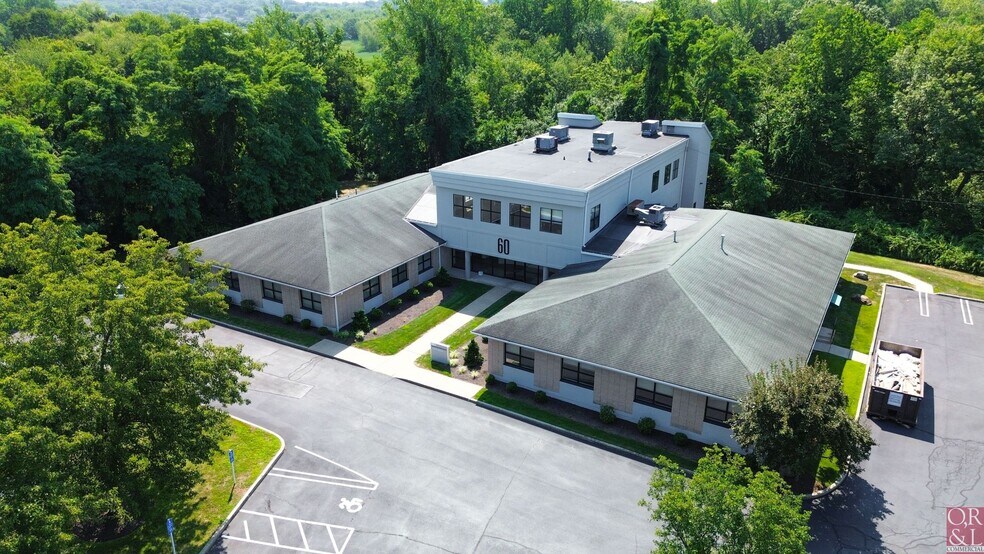 More Photos Of 20 Commerce Park Dr, Milford Unknown For Lease