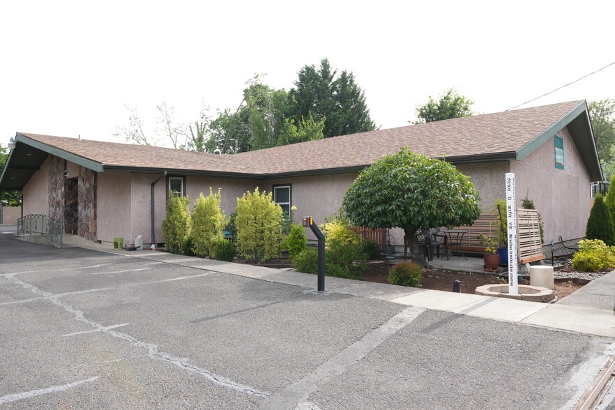 More Photos Of 1345 W 16th Ave, Eugene Religious Facility For Sale