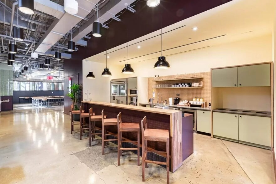 More Photos Of 810 7th St NE, Washington Apartments For Lease