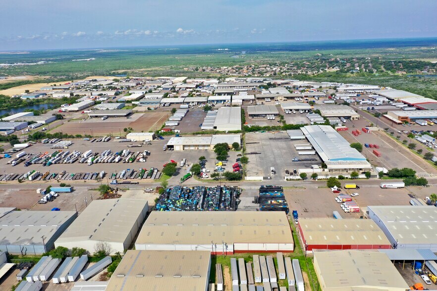 More Photos Of 14209 Distribution Ave, Laredo Distribution For Sale