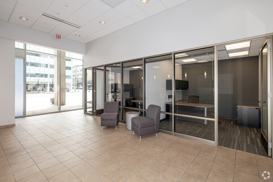 More Photos Of 835 W Hamilton St, Allentown Apartments For Lease