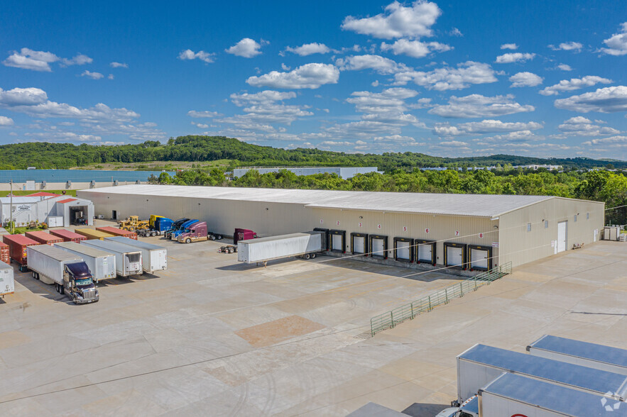 Primary Photo Of 1601 SE Tater Peeler Rd, Lebanon Warehouse For Lease