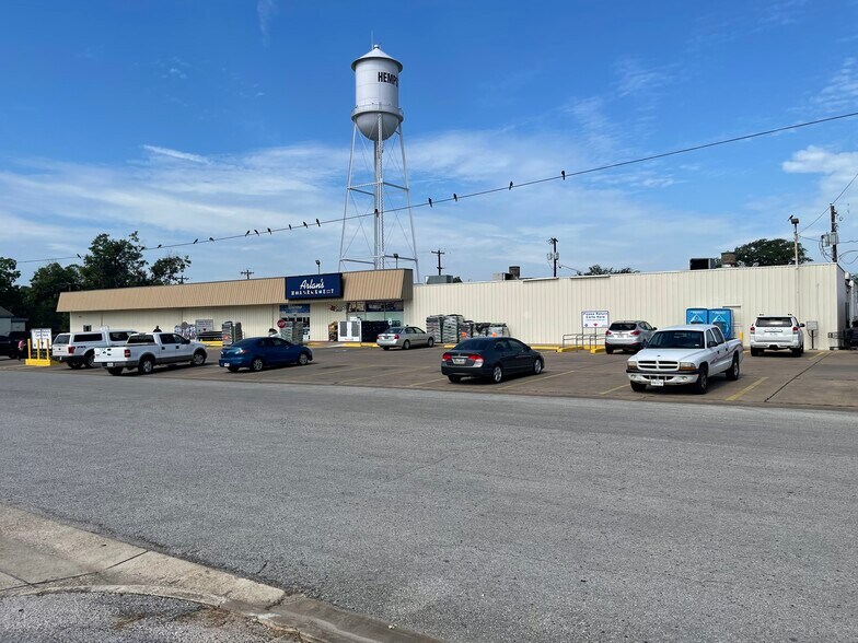 More Photos Of 1006 12th St, Hempstead General Retail For Sale