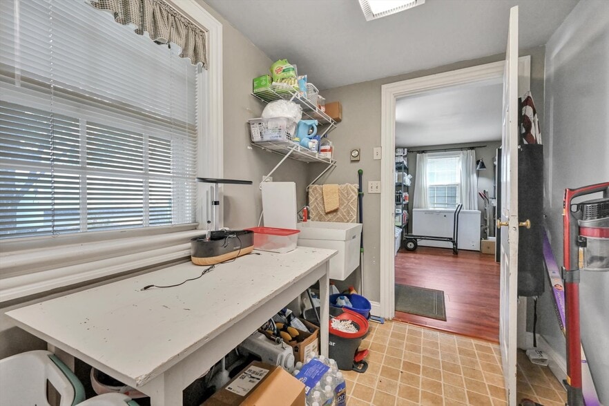 More Photos Of 301 W Main St, Ephrata Hospitality For Sale