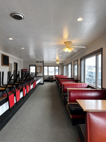 More Photos Of 5705 State Highway 20, East Springfield Restaurant For Lease