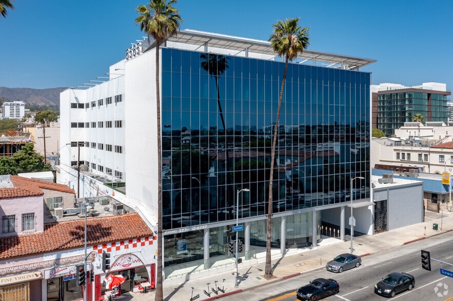More Photos Of 6565 W Sunset Blvd, Hollywood Office For Lease