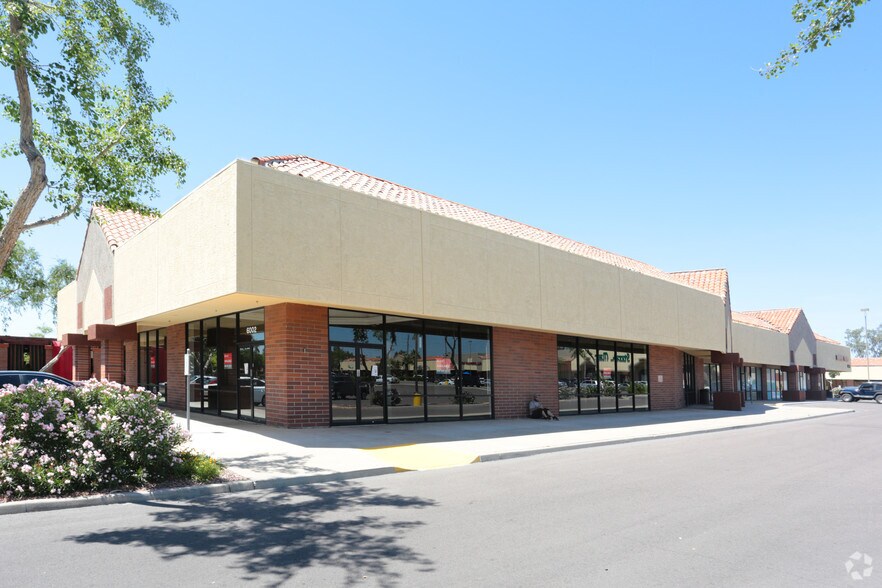 More Photos Of 6002 W Bell Rd, Glendale Freestanding For Lease