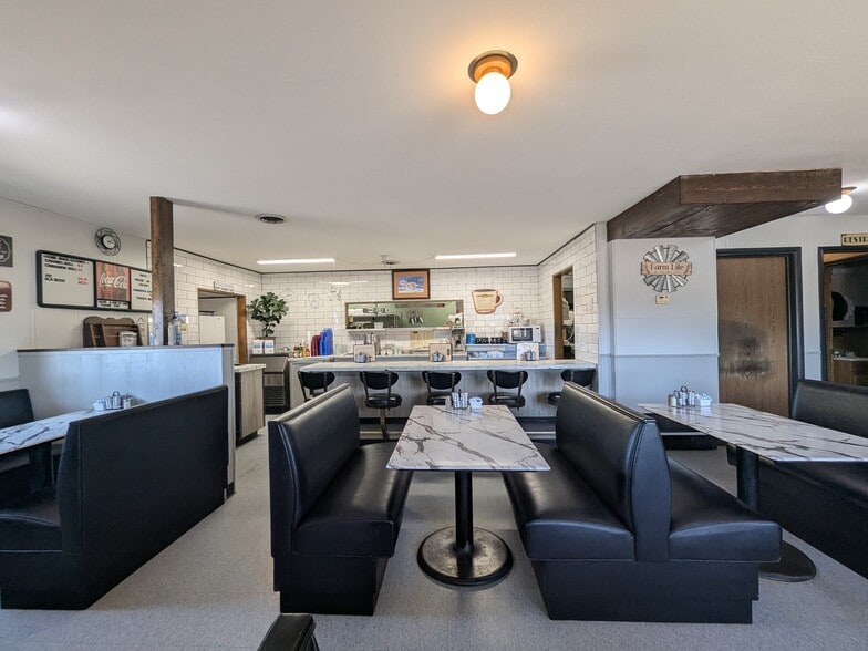 More Photos Of 745 1st E St, Malta Restaurant For Sale