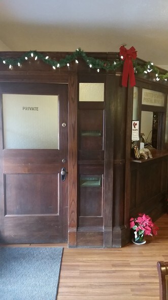 More Photos Of 300 S Volusia Ave, Orange City Hotel For Lease