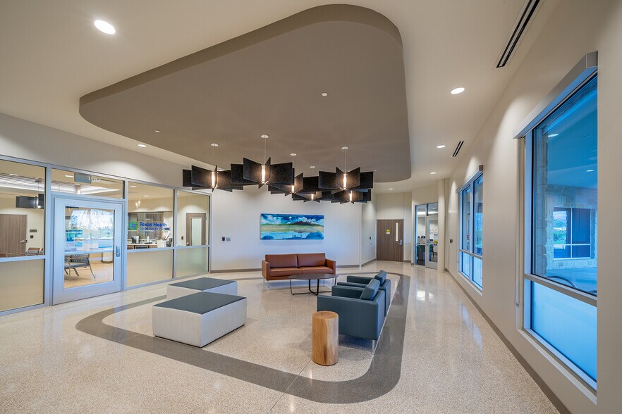 More Photos Of 10900 Founders Way, Fort Worth Medical For Lease