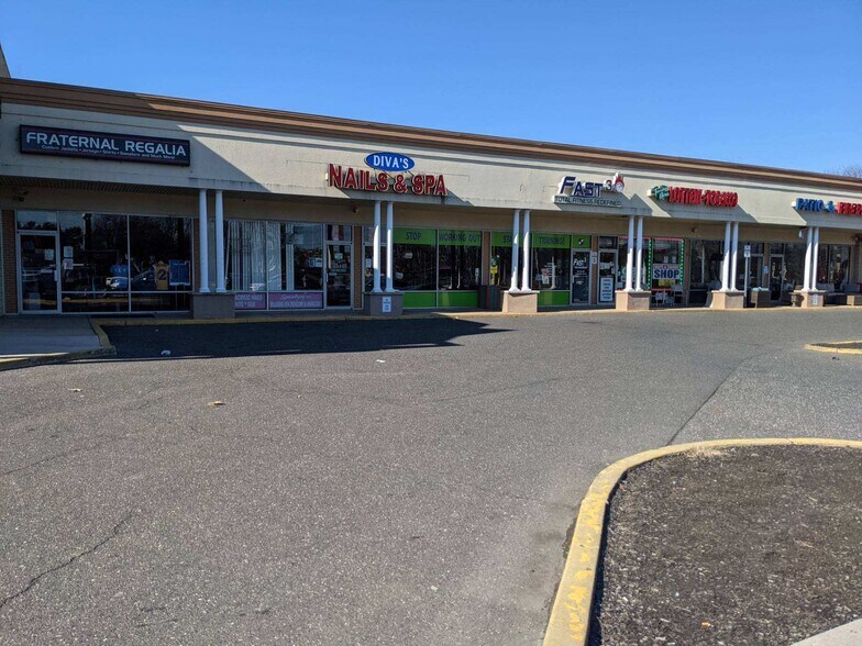 More Photos Of 2500-2532 Mount Holly Rd, Burlington Unknown For Lease