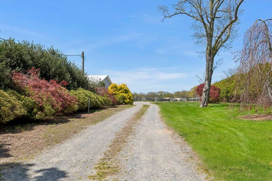 More Photos Of 935 Franklinville Road, Laurel Land For Sale