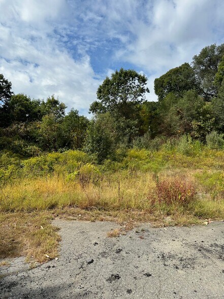 More Photos Of 148-152 Great Rd, Stow Unknown For Lease