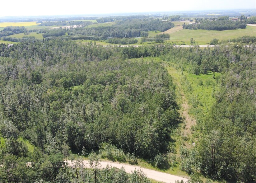 More Photos Of 5650 Lakeside Way, Innisfail Land For Sale