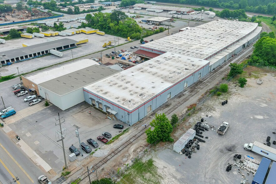 More Photos Of 164 W 31st St, Chattanooga Distribution For Lease