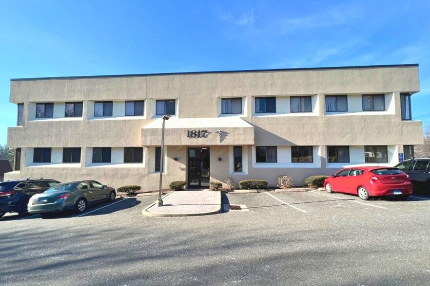 More Photos Of 1817 Black Rock Tpke, Fairfield Medical For Sale