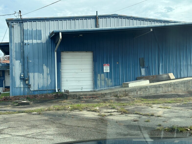 More Photos Of 210 Dukes St, Orangeburg Warehouse For Sale