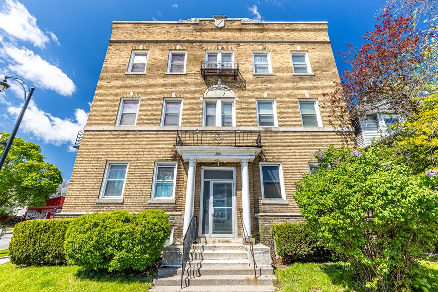 Primary Photo Of 865 Lake Ave, Rochester Apartments For Sale