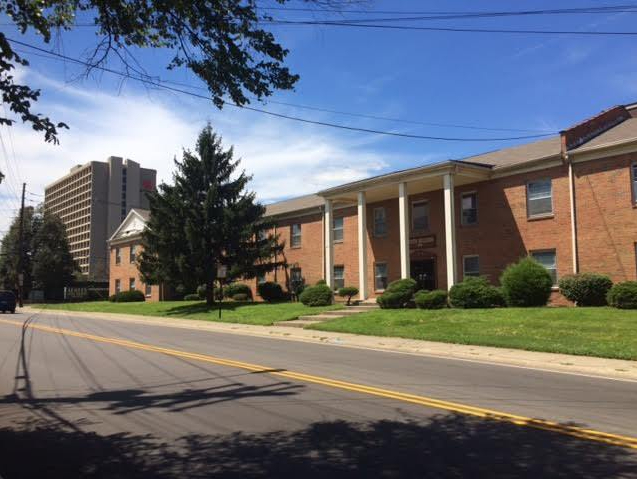 Primary Photo Of 1939 Goldsmith Ln, Louisville Medical For Lease