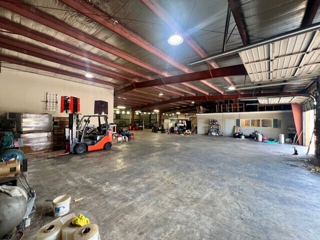 More Photos Of 323 Parker Rd, Monroe Distribution For Sale