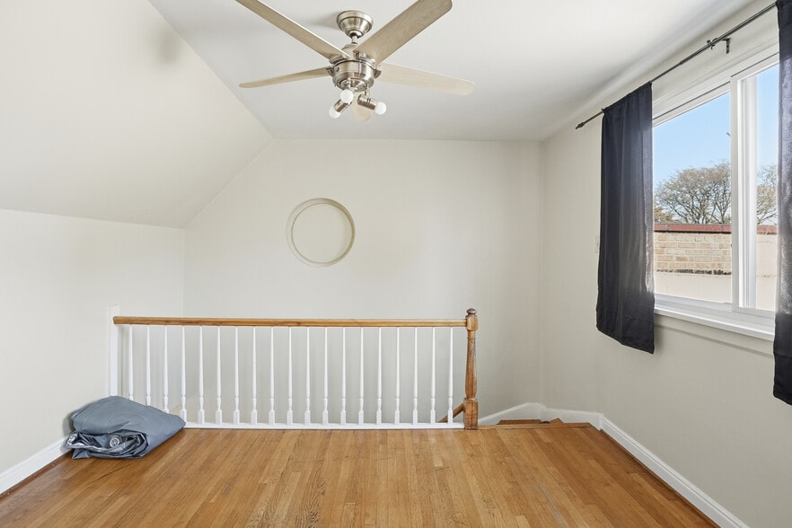 More Photos Of 10835 S Western Ave, Chicago Apartments For Sale