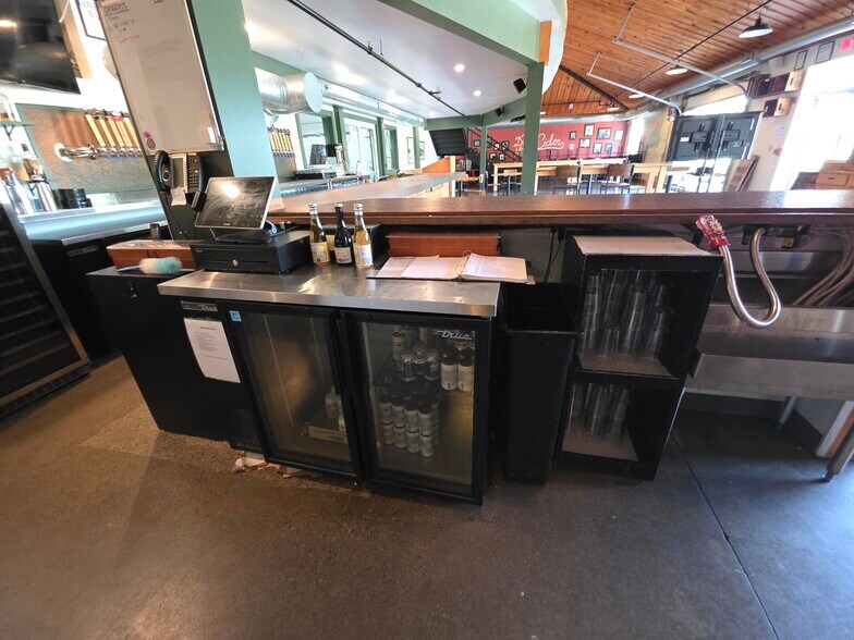 More Photos Of 4493 Walden Ave, Lancaster Office For Sale