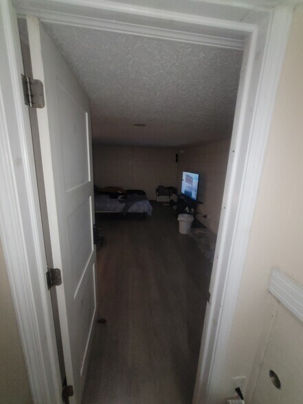 More Photos Of 1458 W 32nd St, Indianapolis Apartments For Sale