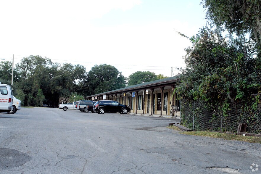 More Photos Of 1469 N Magnolia Ave, Ocala Unknown For Lease