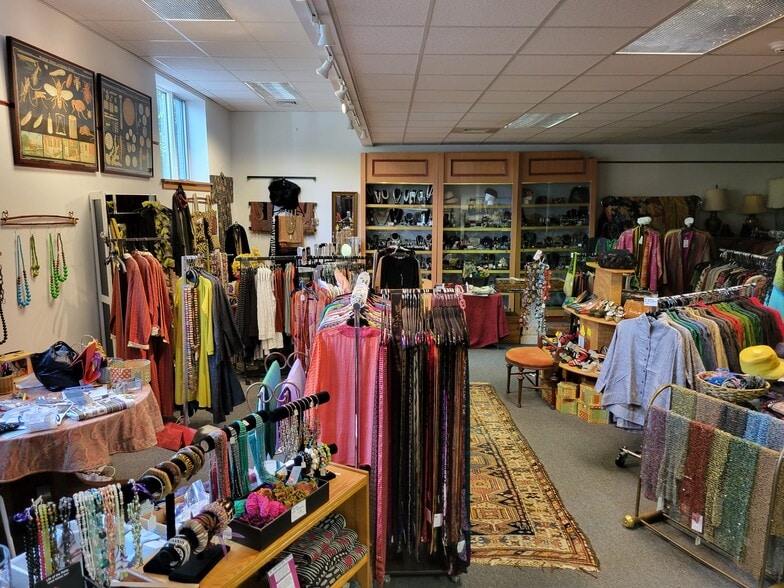 More Photos Of 73 Main St S, Woodbury Storefront Retail Office For Sale