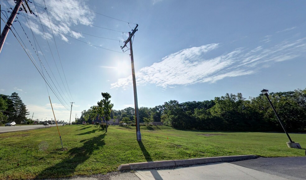 More Photos Of 3330 Medina Rd, Medina Land For Lease