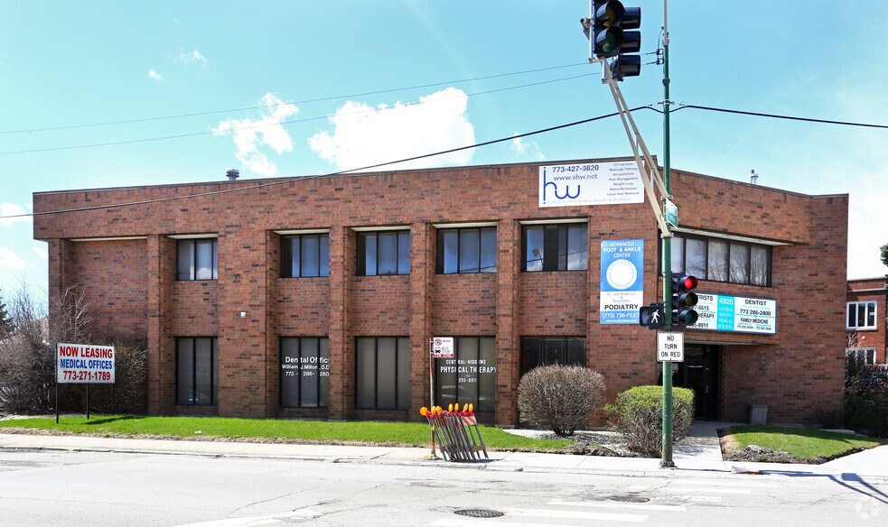 More Photos Of 4920 N Central Ave, Chicago Medical For Lease