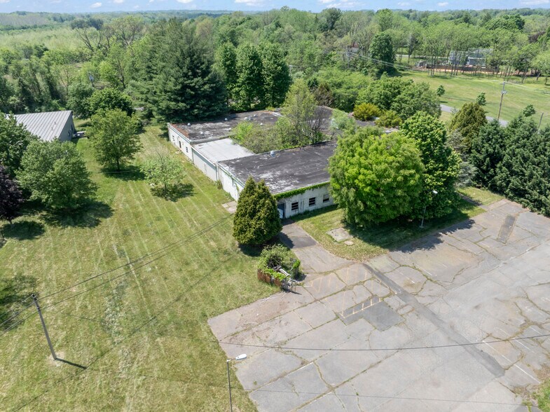 More Photos Of 110 Woodfern Rd, Branchburg Warehouse For Sale