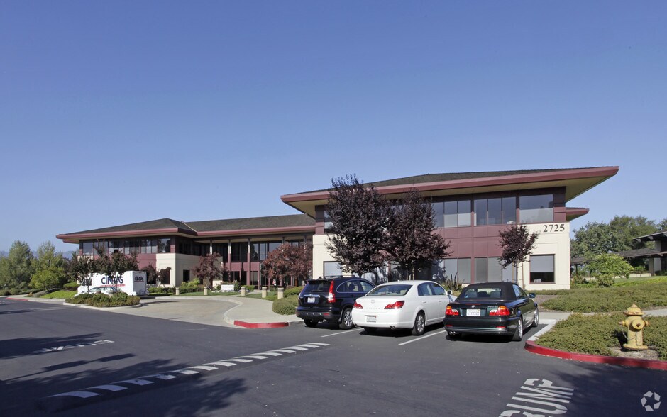 Primary Photo Of 2725 Sand Hill Rd, Menlo Park Unknown For Lease