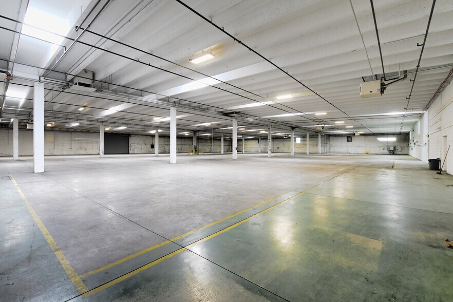 More Photos Of 701 Topeka Way, Castle Rock Manufacturing For Sale