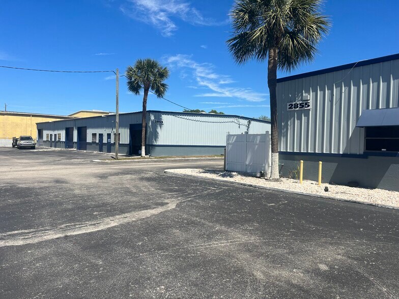 More Photos Of 2853 Work Dr, Fort Myers Unknown For Lease