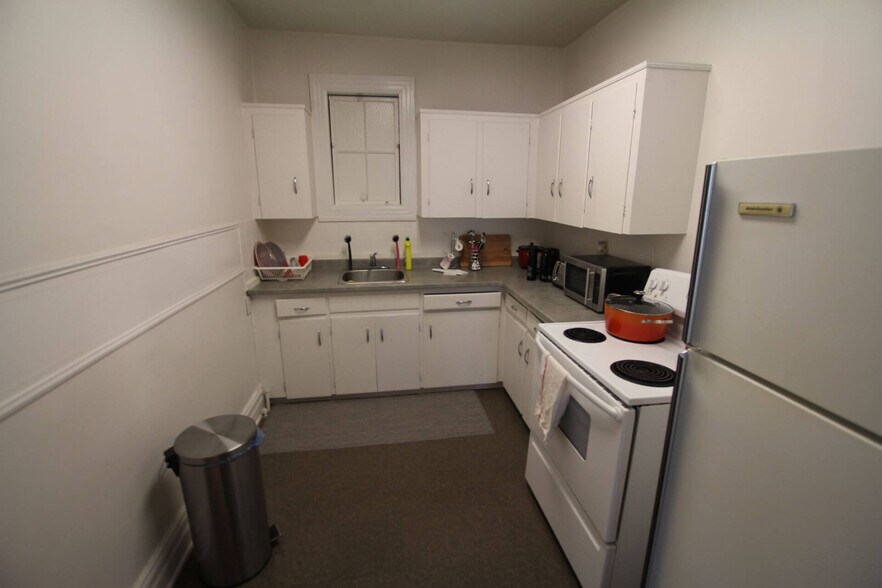 More Photos Of 58 Cedar St, Sudbury Storefront Retail Residential For Sale