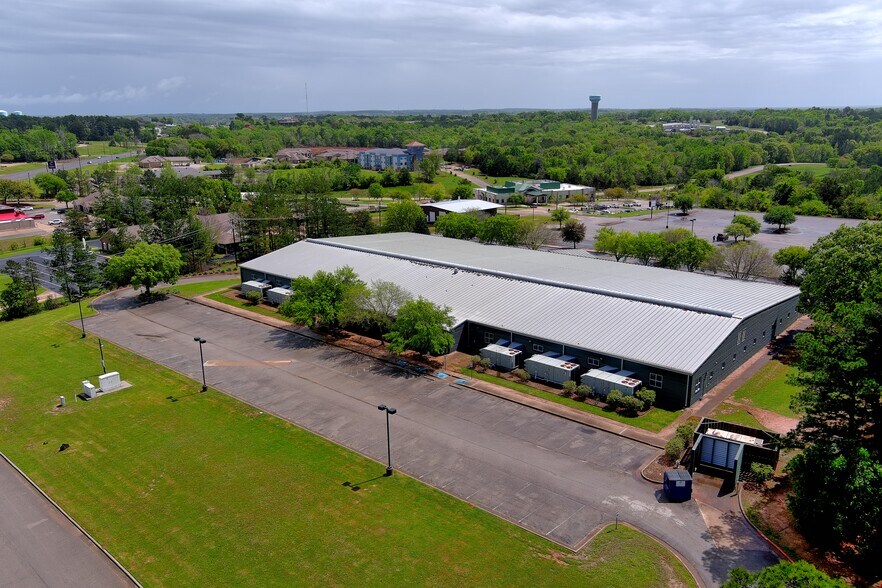 More Photos Of 200 Vista Rdg, Palestine Office For Sale