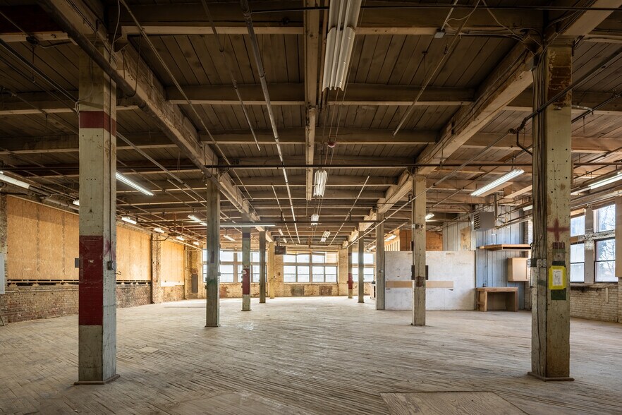 More Photos Of 4530 Germantown Ave, Philadelphia Warehouse For Lease