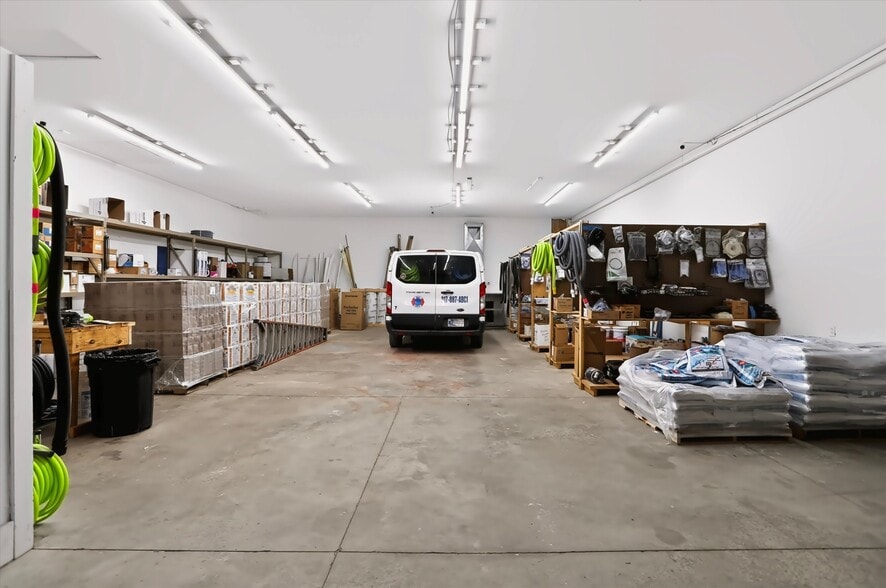 More Photos Of 291 E Two Cent Rd, Bargersville Warehouse For Sale
