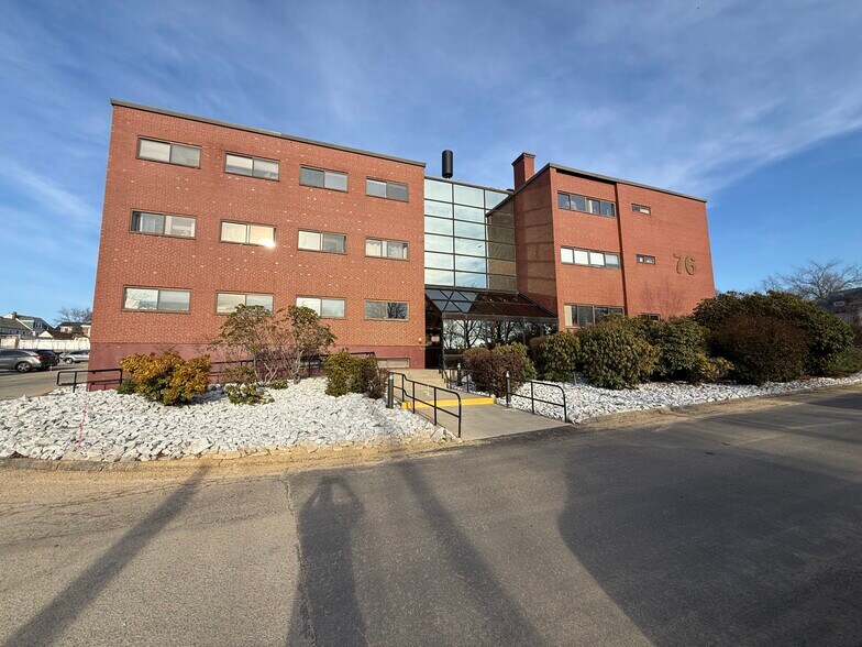 More Photos Of 76 Summer St, Fitchburg Office For Sale