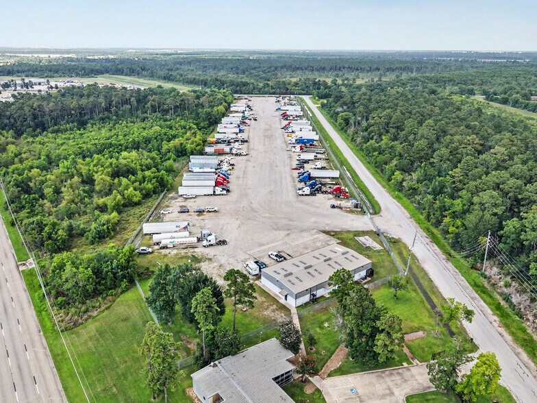 More Photos Of 11211 Hornberger Rd, Houston Warehouse For Sale
