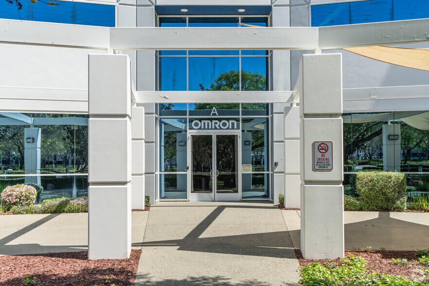 More Photos Of 4225 Hacienda Dr, Pleasanton Warehouse For Lease