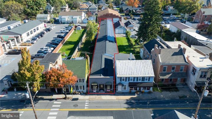 Primary Photo Of 27 N Main St, Manheim Showroom For Sale