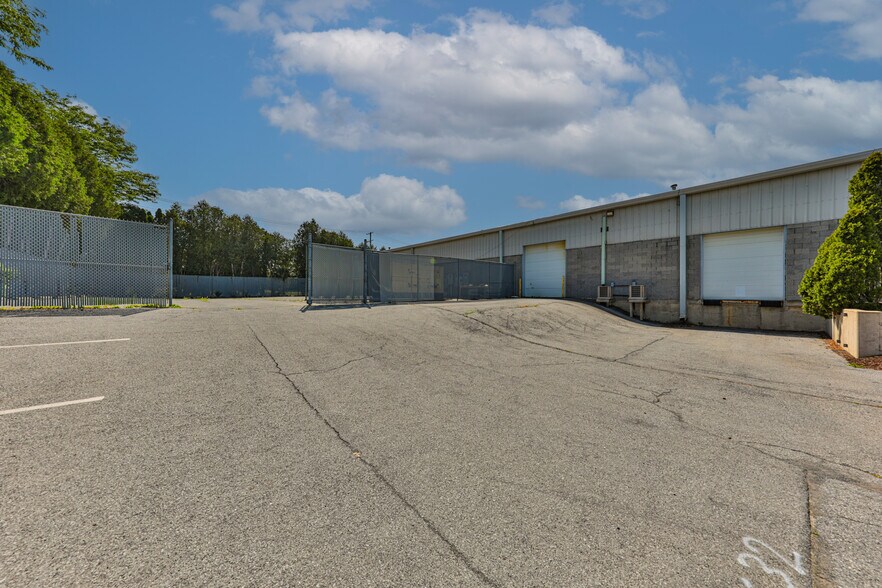 More Photos Of 2299 Brodhead Rd, Bethlehem Office For Sale