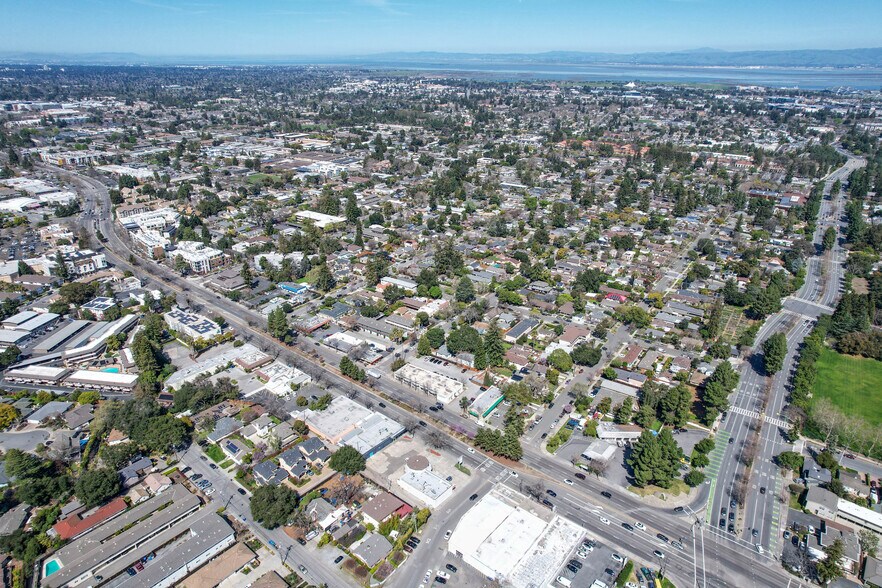 More Photos Of 1313 W El Camino Real, Mountain View Freestanding For Sale