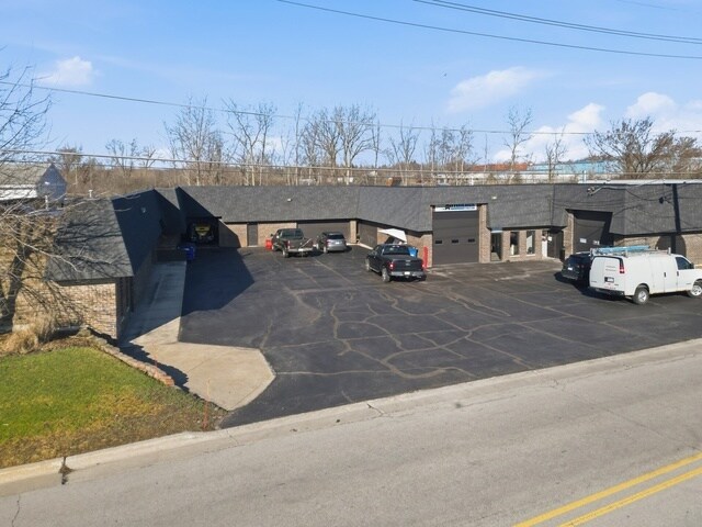 More Photos Of 968-980 Main St, Crete Freestanding For Sale