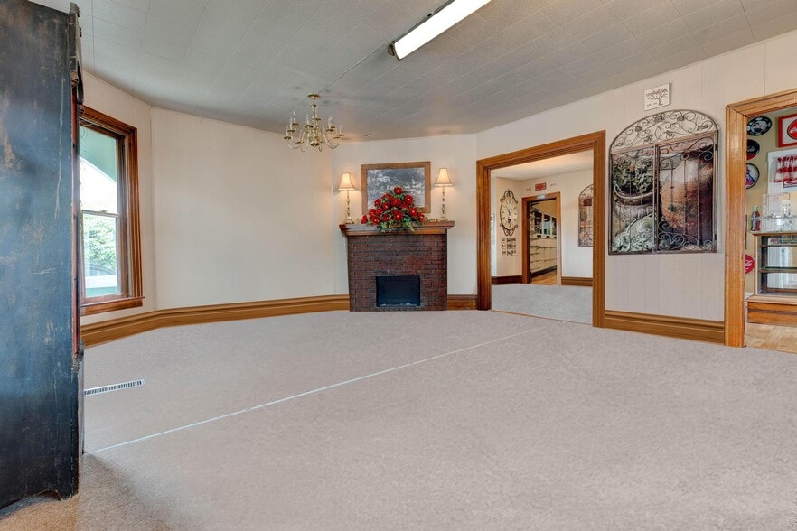 More Photos Of 134 E Main St, Morehead General Retail For Sale